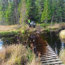 Gamla Grönås-bron befinner sig inte på körbar sida av vattenytan